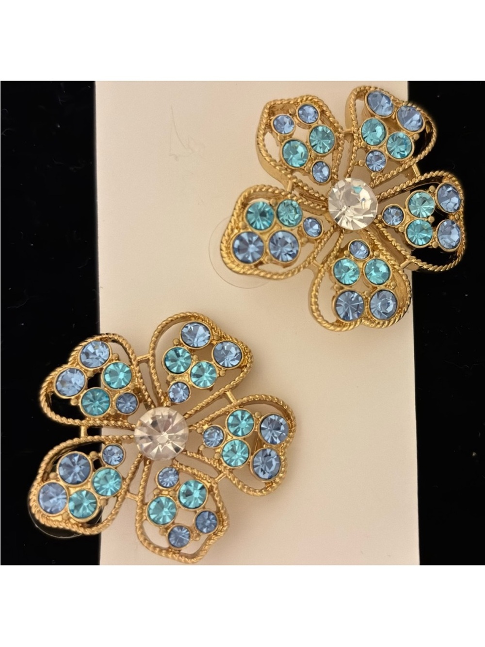 Oscar de la Renta • Blues and Gold Flower Tooled Filagree Earrings
